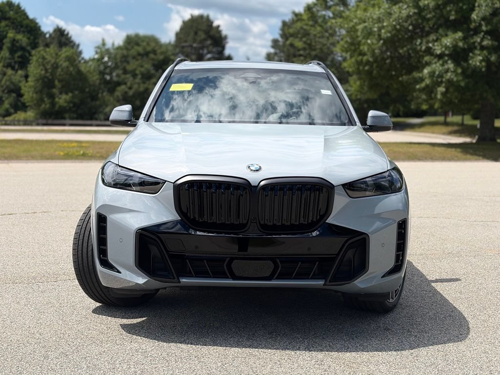 New 2026 BMW X5 xDrive40i w/ M Sport Package AWD/4WD image 9