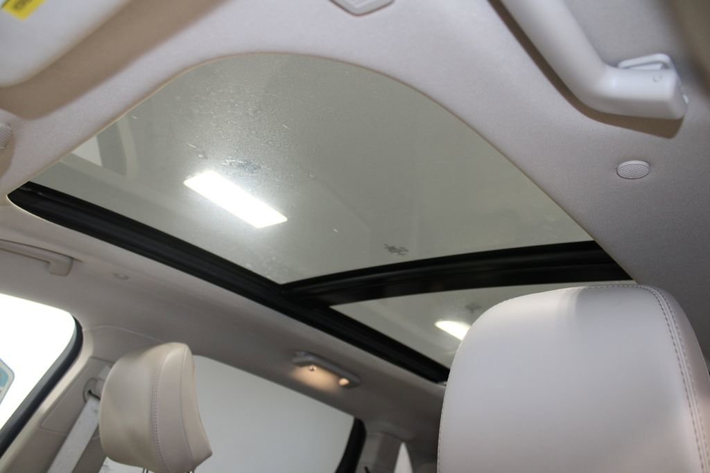 Used 2023 Lincoln Nautilus Reserve image 54