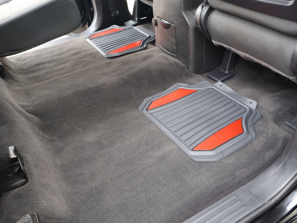 Used 2011 Nissan Titan S image 30