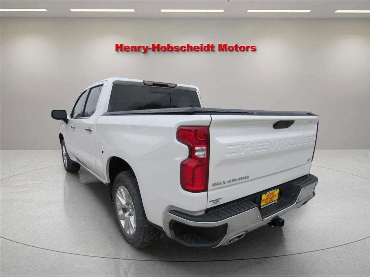 Used 2022 Chevrolet Silverado 1500 LTZ AWD/4WD image 11