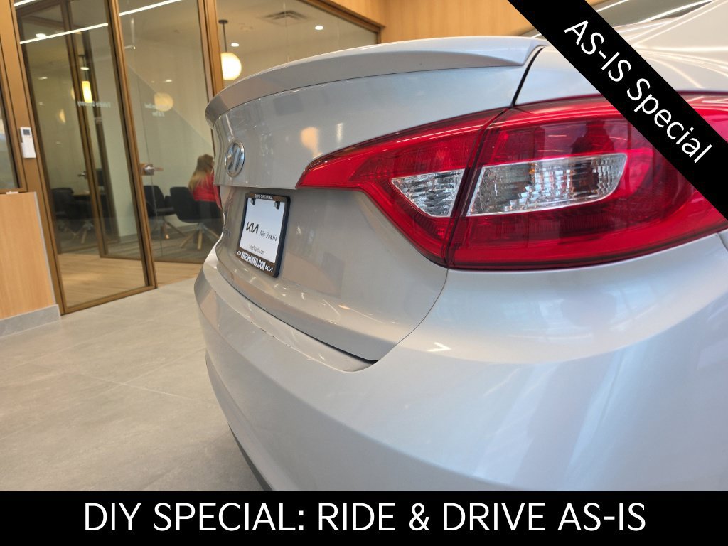 Used 2017 Hyundai Sonata SE FWD image 14