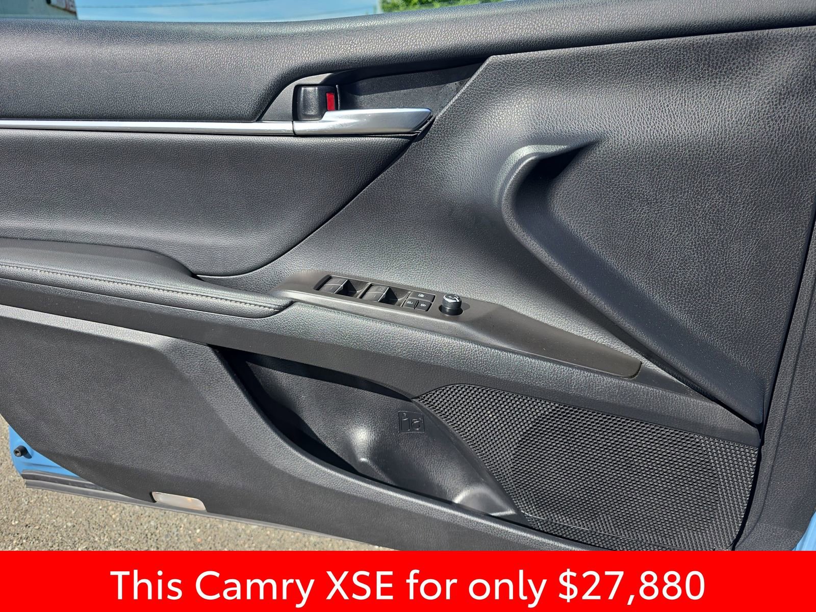 Used 2024 Toyota Camry XSE FWD image 33