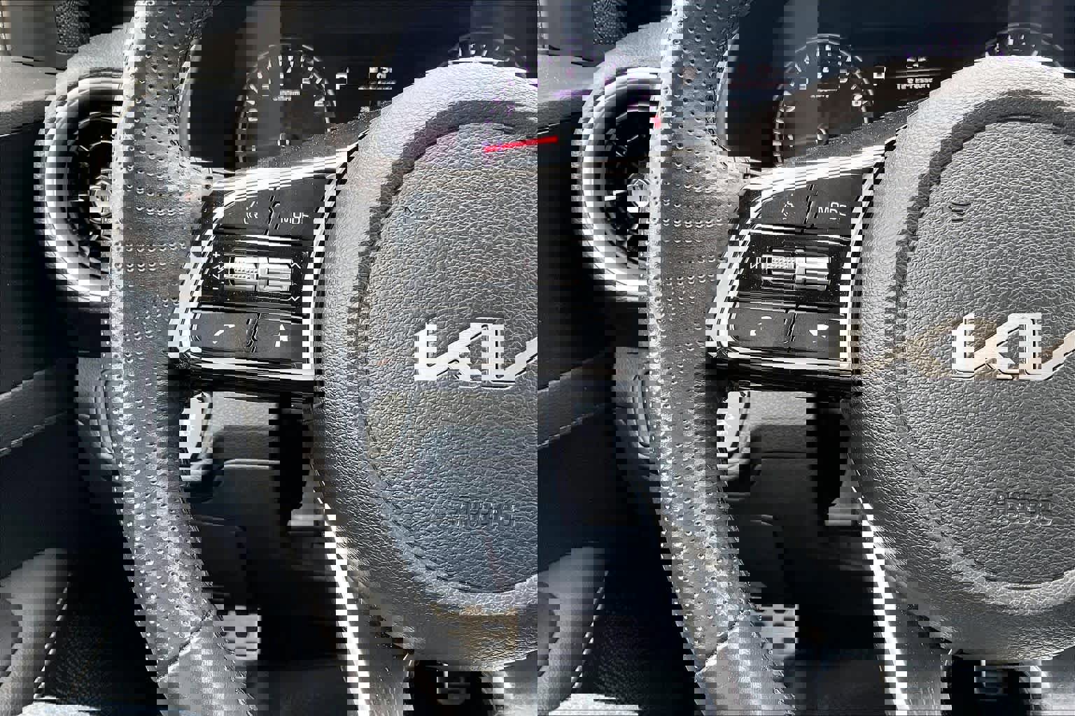 Used 2024 Kia Forte GT-Line image 21