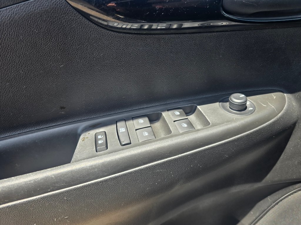 Used 2021 Chevrolet Spark LT FWD image 30