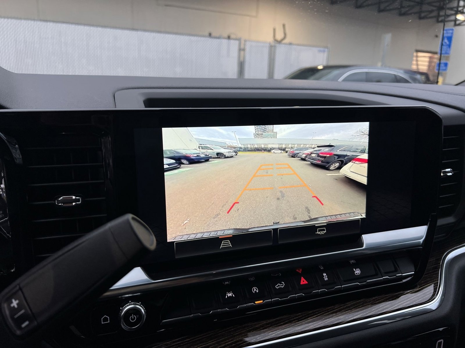 Used 2024 GMC Sierra 1500 Elevation image 18