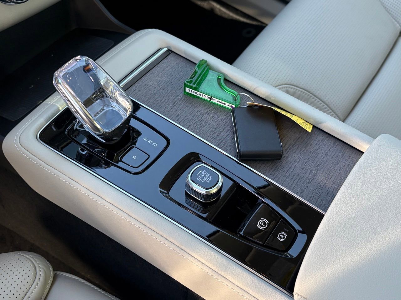 New 2026 Volvo XC90 B6 Ultra w/ Protection Package Premier image 13