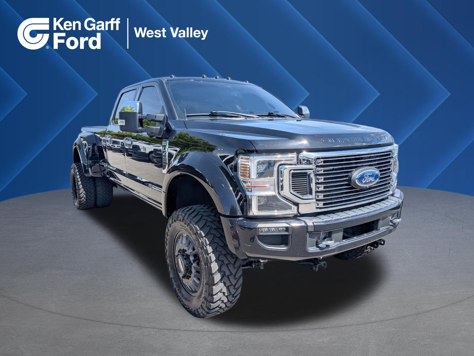 Used 2022 Ford F450 Platinum w/ FX4 Off-Road Package image 1