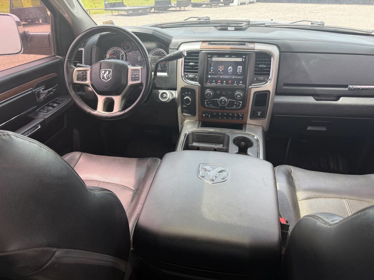 Used 2018 RAM 3500 Laramie w/ Snow Chief Group AWD/4WD image 33