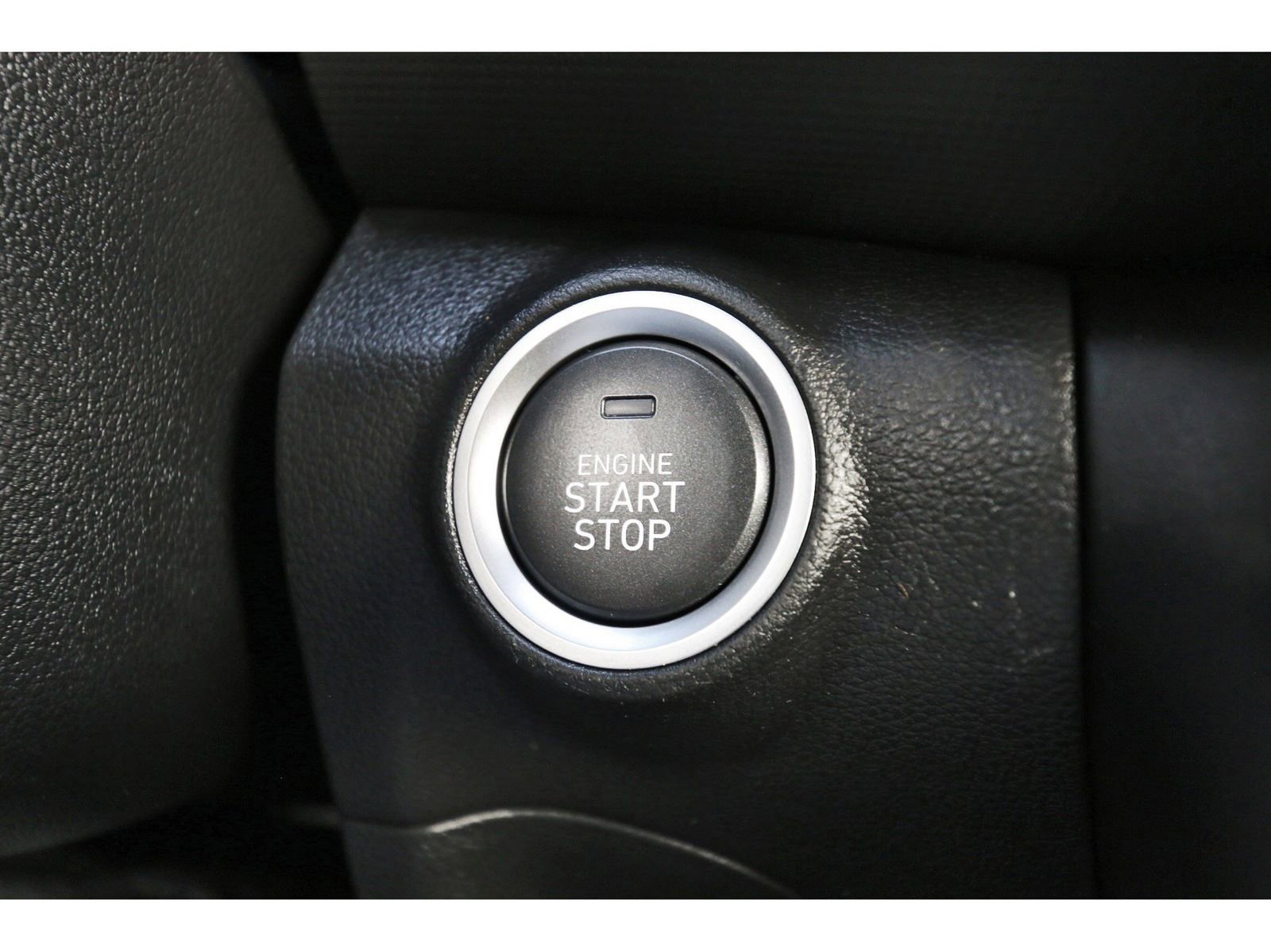 Certified 2023 Hyundai Kona SEL w/ Convenience Package image 28