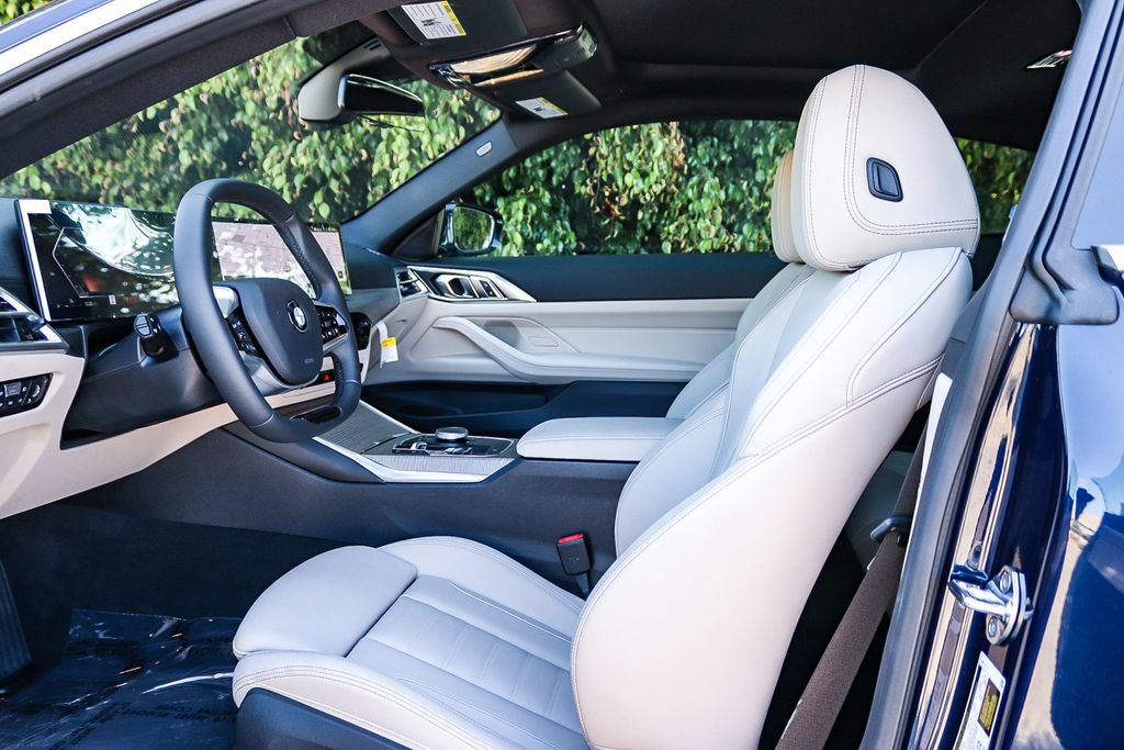 Used 2025 BMW 430i Coupe w/ Premium Package RWD image 19
