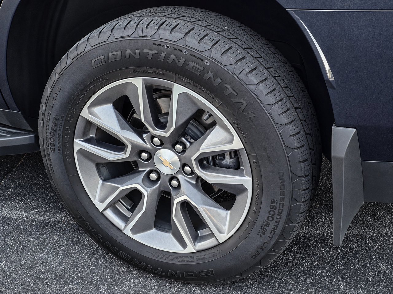 Used 2023 Chevrolet Tahoe LT w/ LT Signature Plus Package AWD/4WD image 9
