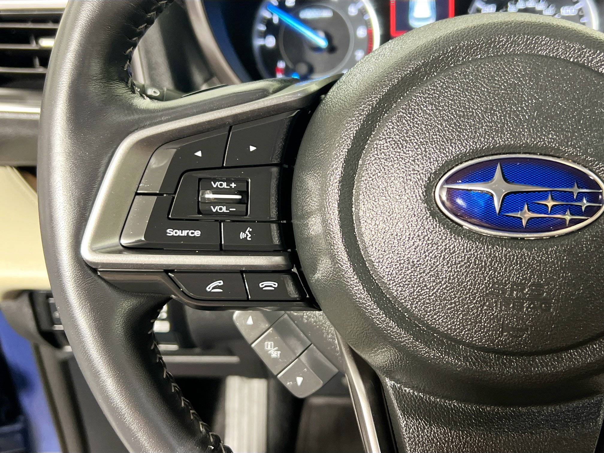 Used 2021 Subaru Ascent Touring w/ Popular Package #2A image 18