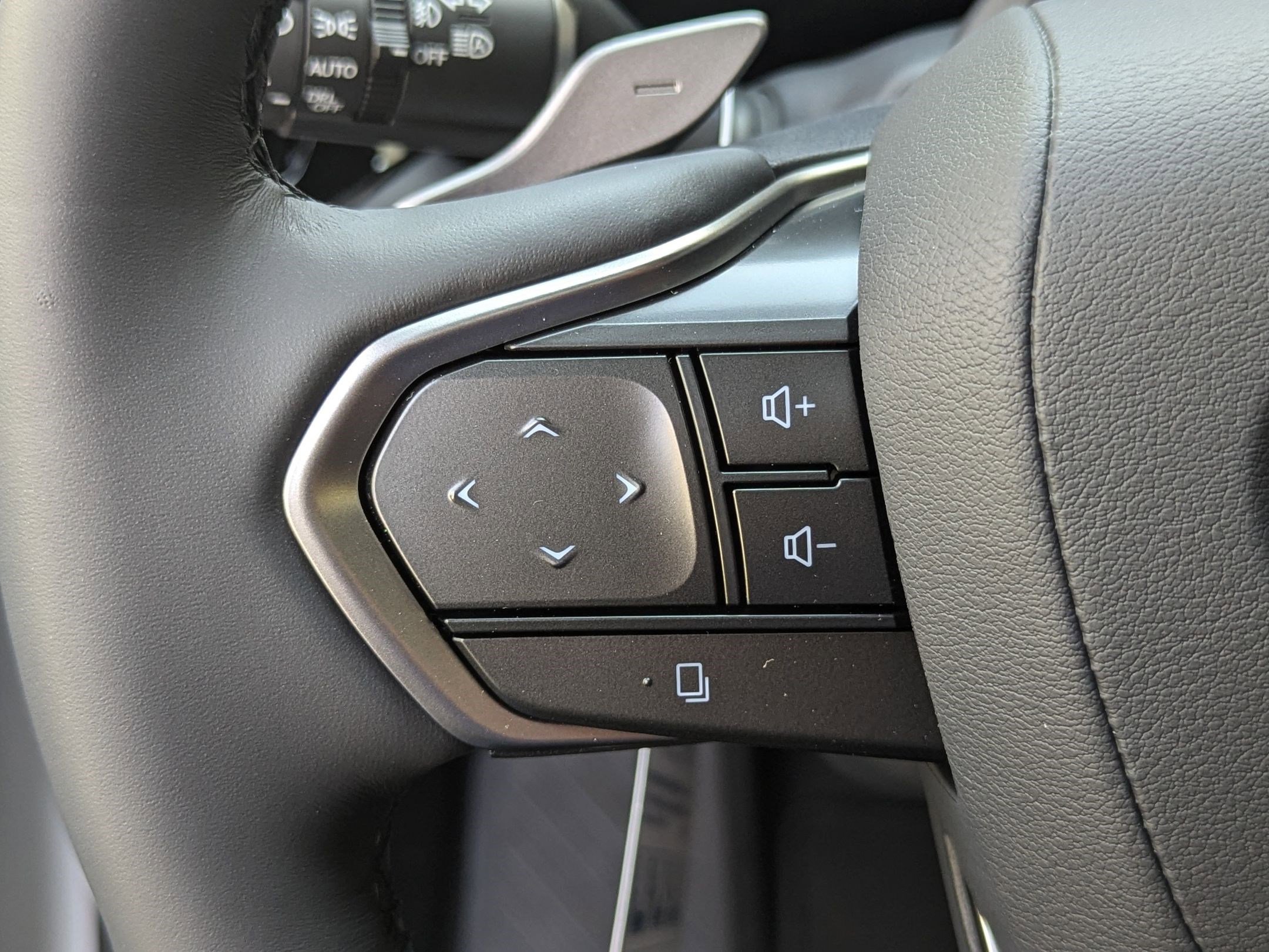New 2025 Lexus RX 350 AWD image 14