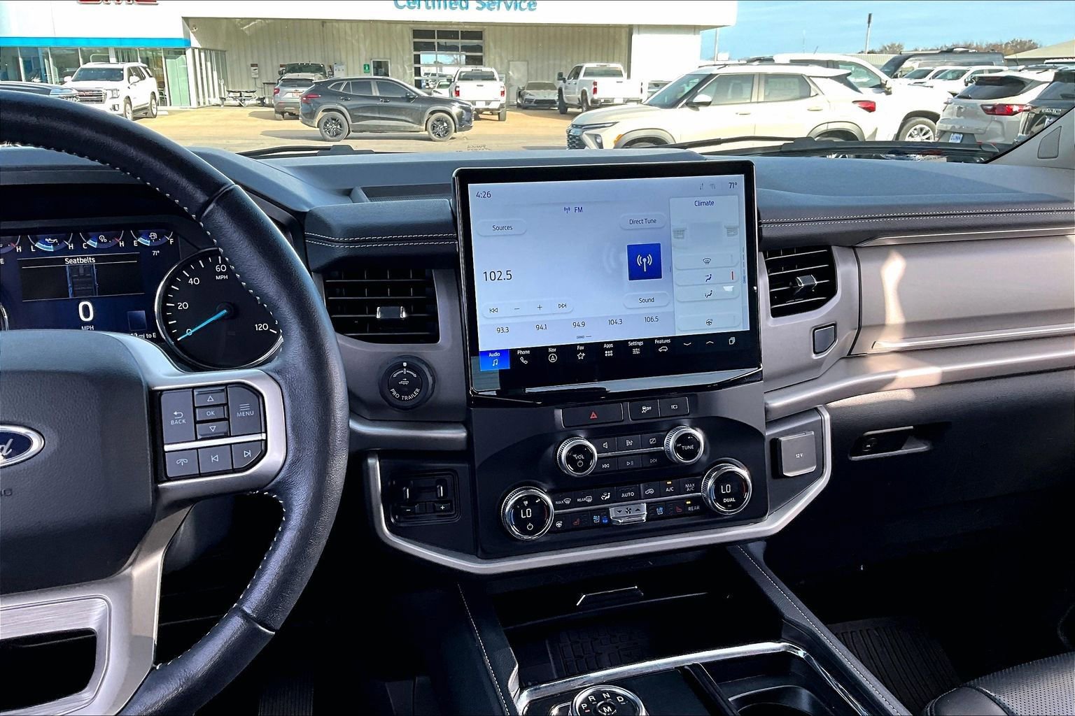 Used 2022 Ford Expedition Max XLT image 6