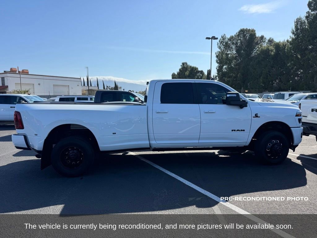 Used 2025 RAM 3500 Laramie AWD/4WD image 6