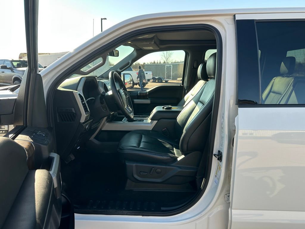 Used 2020 Ford F150 Lariat w/ Equipment Group 502A Luxury image 10