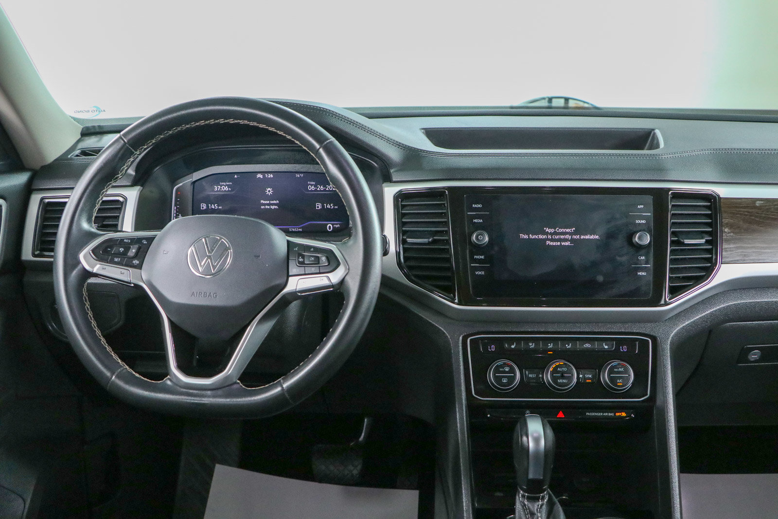 Used 2022 Volkswagen Atlas SE FWD image 17