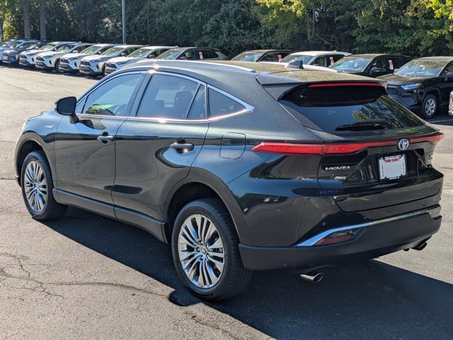 Used 2021 Toyota Venza XLE w/ Softex Package image 5