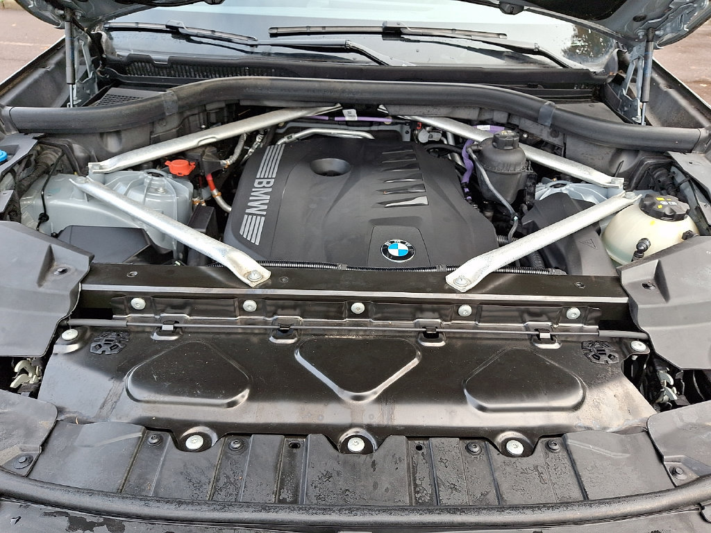 Used 2024 BMW X5 xDrive40i w/ M Sport Package AWD/4WD image 28