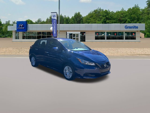 Used 2023 Nissan Leaf S FWD image 5