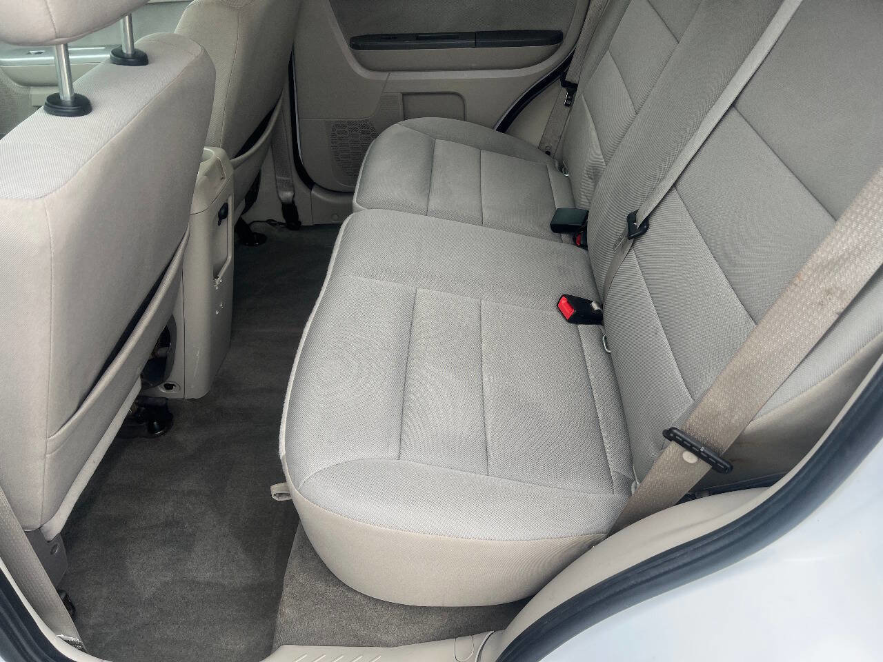 Used 2010 Ford Escape Limited image 21