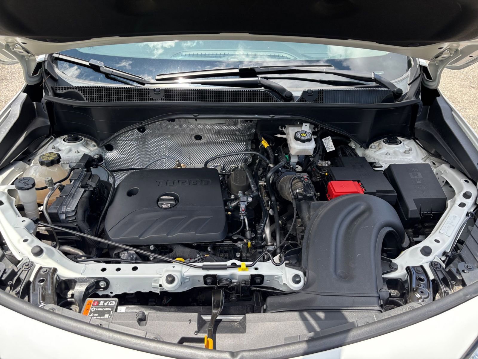 Used 2025 Buick Encore GX Preferred FWD image 31