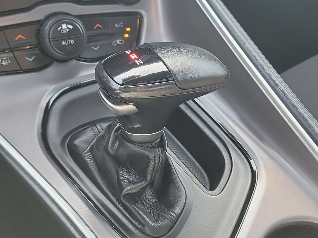 Certified 2022 Dodge Challenger R/T w/ Blacktop Package RWD image 23