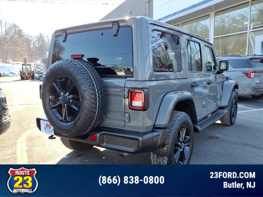 Used 2021 Jeep Wrangler Unlimited Sahara image 8