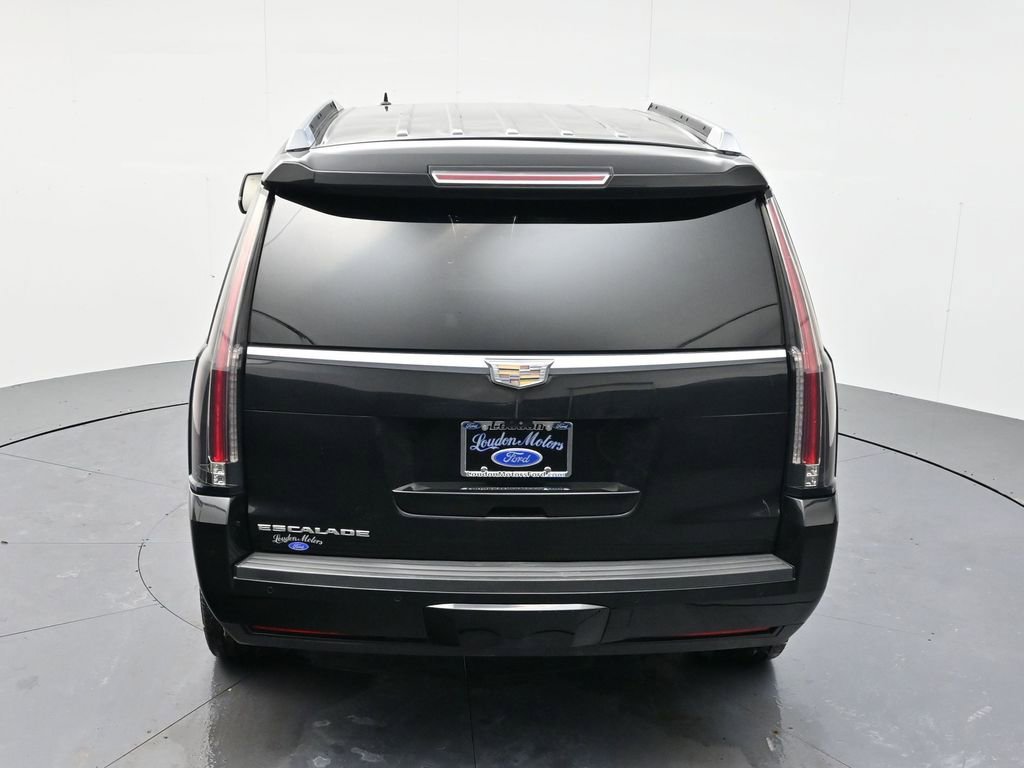 Used 2017 Cadillac Escalade Premium Luxury image 45