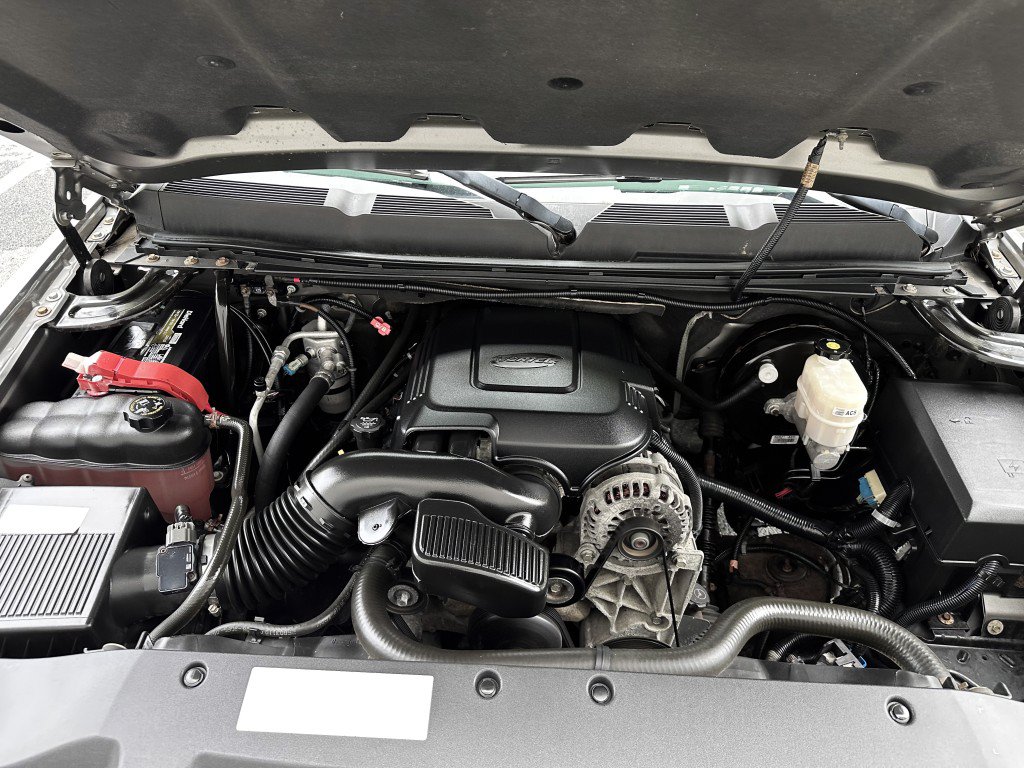 Used 2009 Chevrolet Silverado 1500 LT w/ Power Pack Plus AWD/4WD image 30