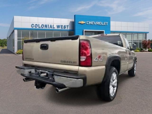 Used 2005 Chevrolet Silverado 1500 LS w/ Light Duty Power Package AWD/4WD image 13
