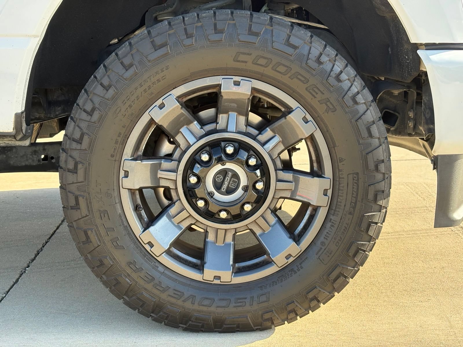Used 2024 Ford F250 Lariat w/ Sport Appearance Package AWD/4WD image 10