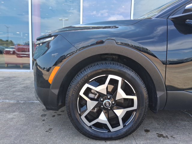 Used 2023 Hyundai Santa Cruz Limited AWD/4WD image 5