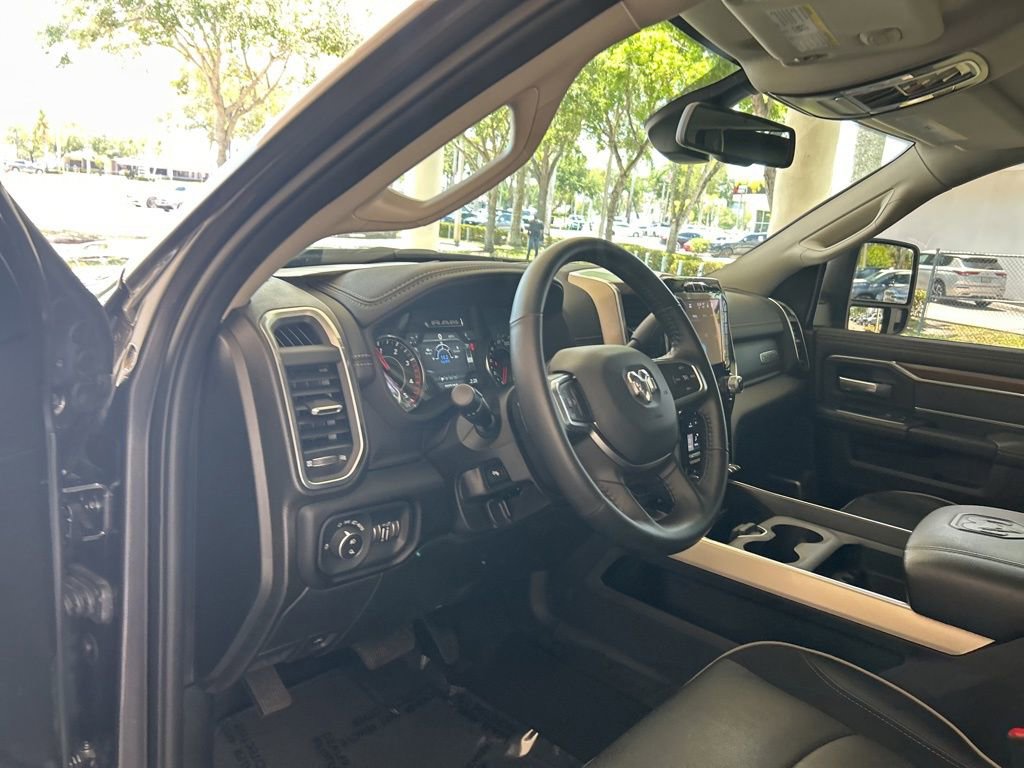 Used 2024 RAM 2500 Laramie w/ Towing Technology Group AWD/4WD image 6