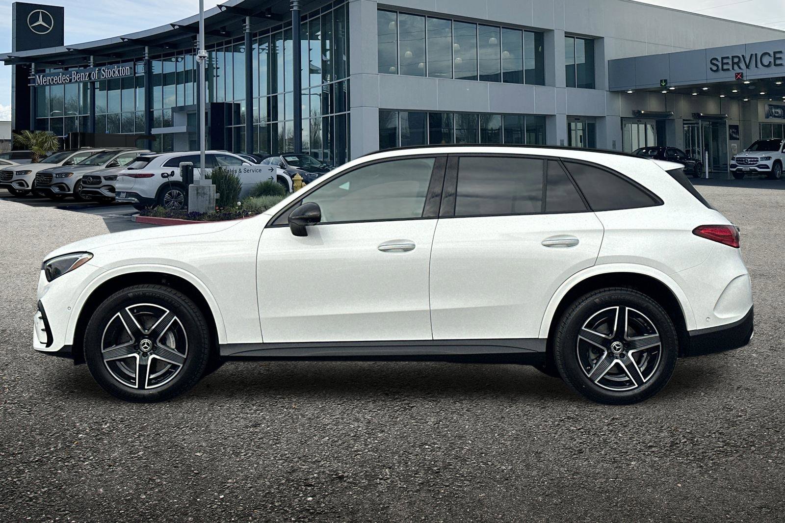 New 2026 Mercedes-Benz GLC 300 4MATIC image 7