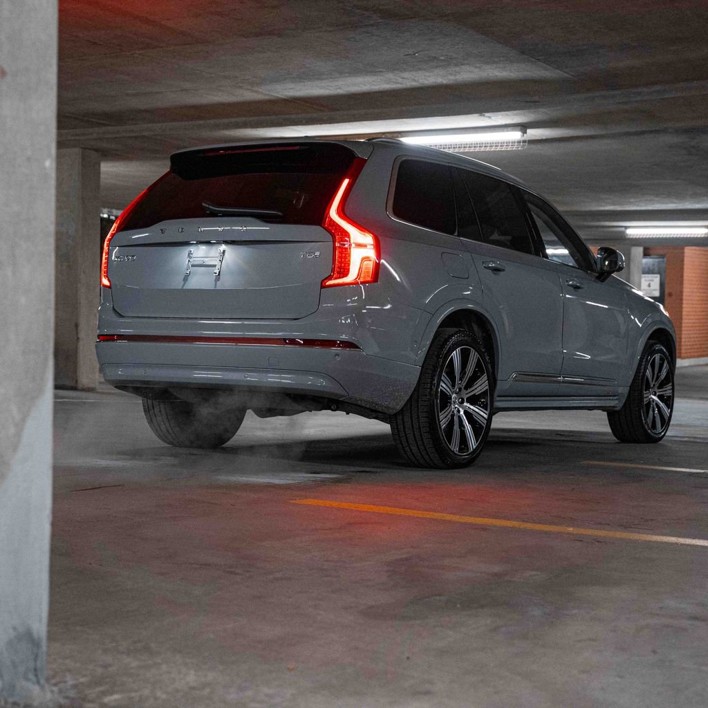 Certified 2025 Volvo XC90 T8 Plus w/ Protection Package Premier image 7