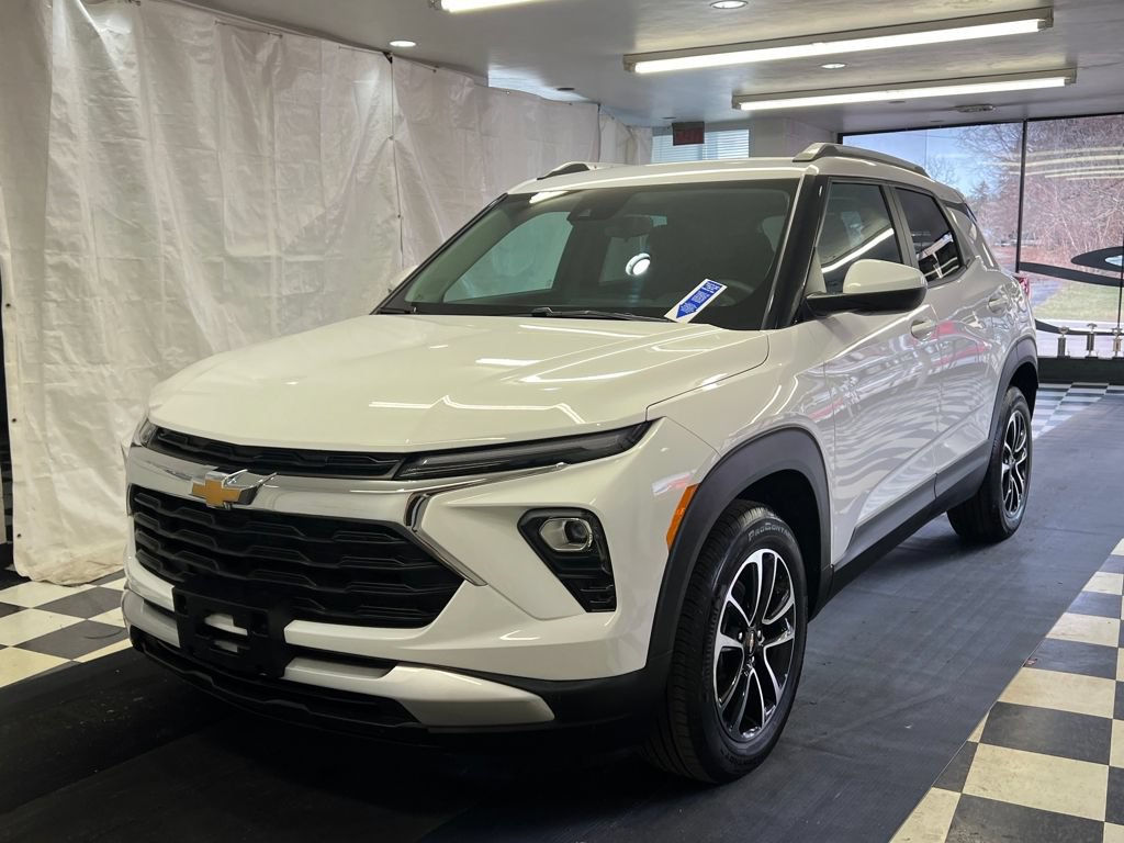 Used 2024 Chevrolet TrailBlazer LT FWD image 4