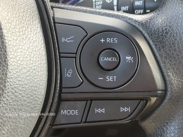 Used 2025 Toyota RAV4 XLE AWD/4WD image 24