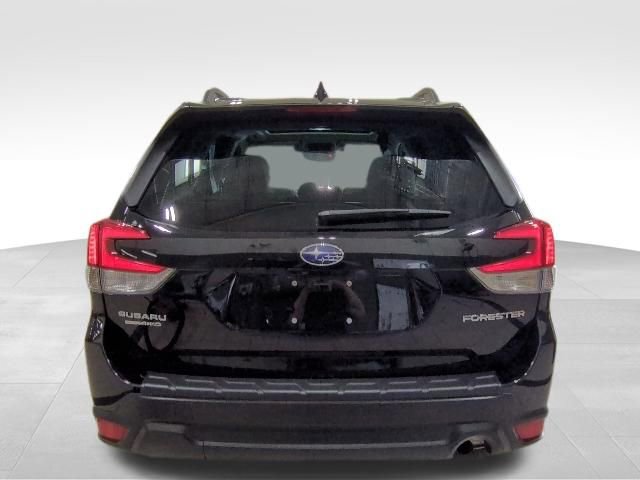 Used 2021 Subaru Forester Premium image 33