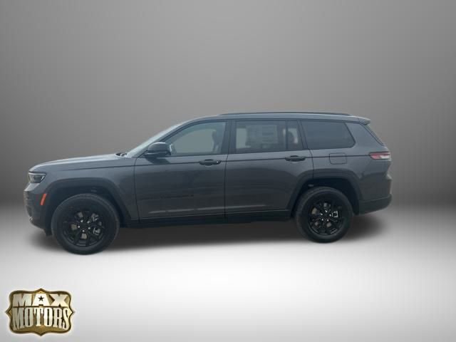New 2025 Jeep Grand Cherokee L Altitude image 4