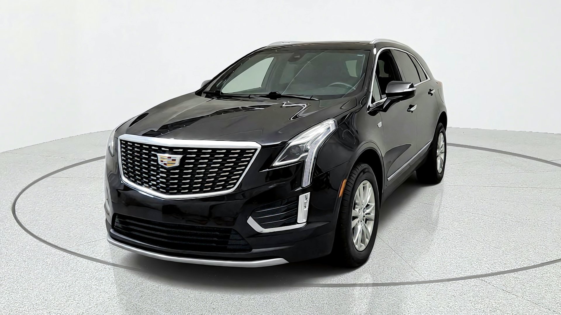 Certified 2020 Cadillac XT5 Premium Luxury w/ LPO, Floor Liner Package FWD image 8