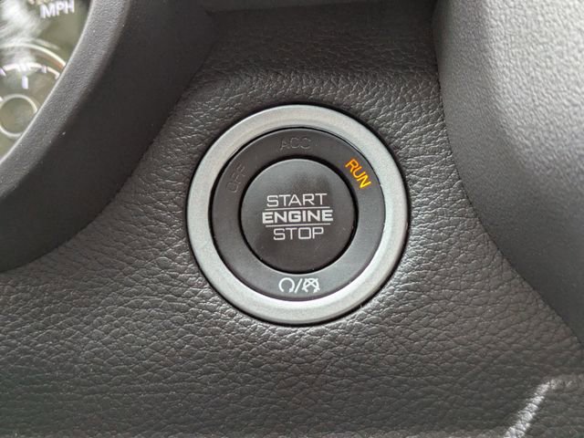 Used 2023 RAM 1500 Laramie image 39