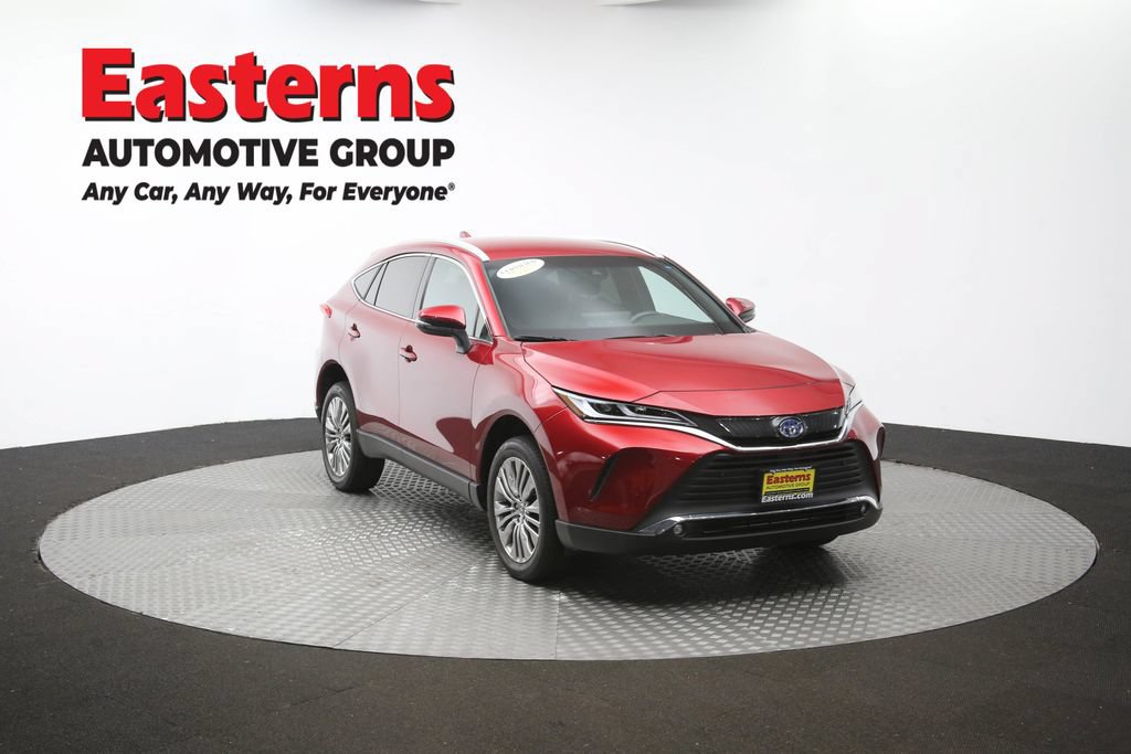 Used 2024 Toyota Venza LE AWD/4WD image 51