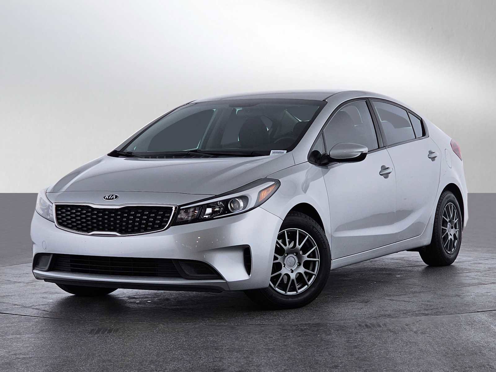 Used 2017 Kia Forte LX w/ LX Popular Package image 1