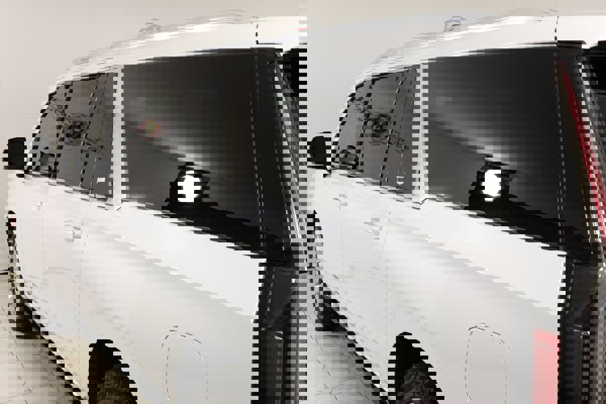 Used 2022 Cadillac Escalade ESV Premium Luxury w/ Performance Package image 48