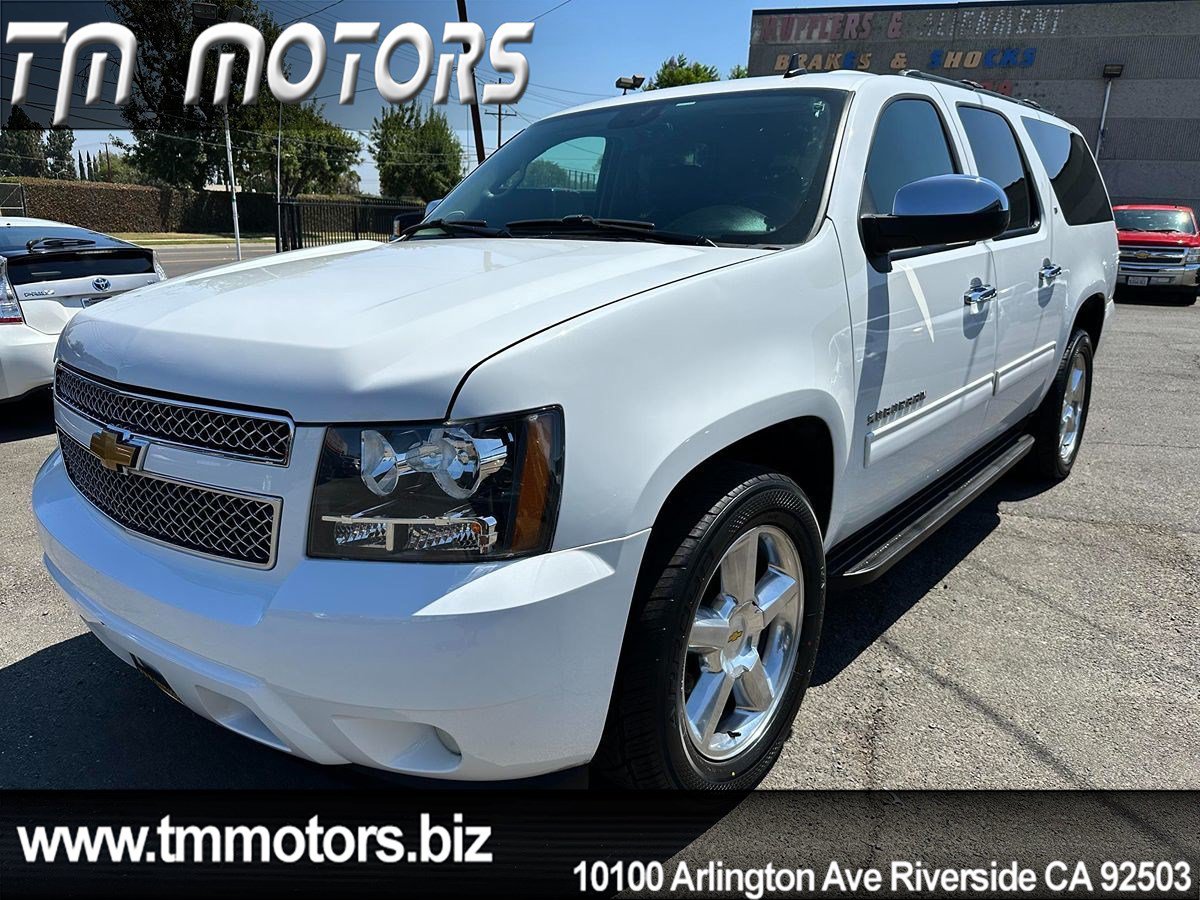 Used 2011 Chevrolet Suburban LT w/ Regional Value Package RWD image 1