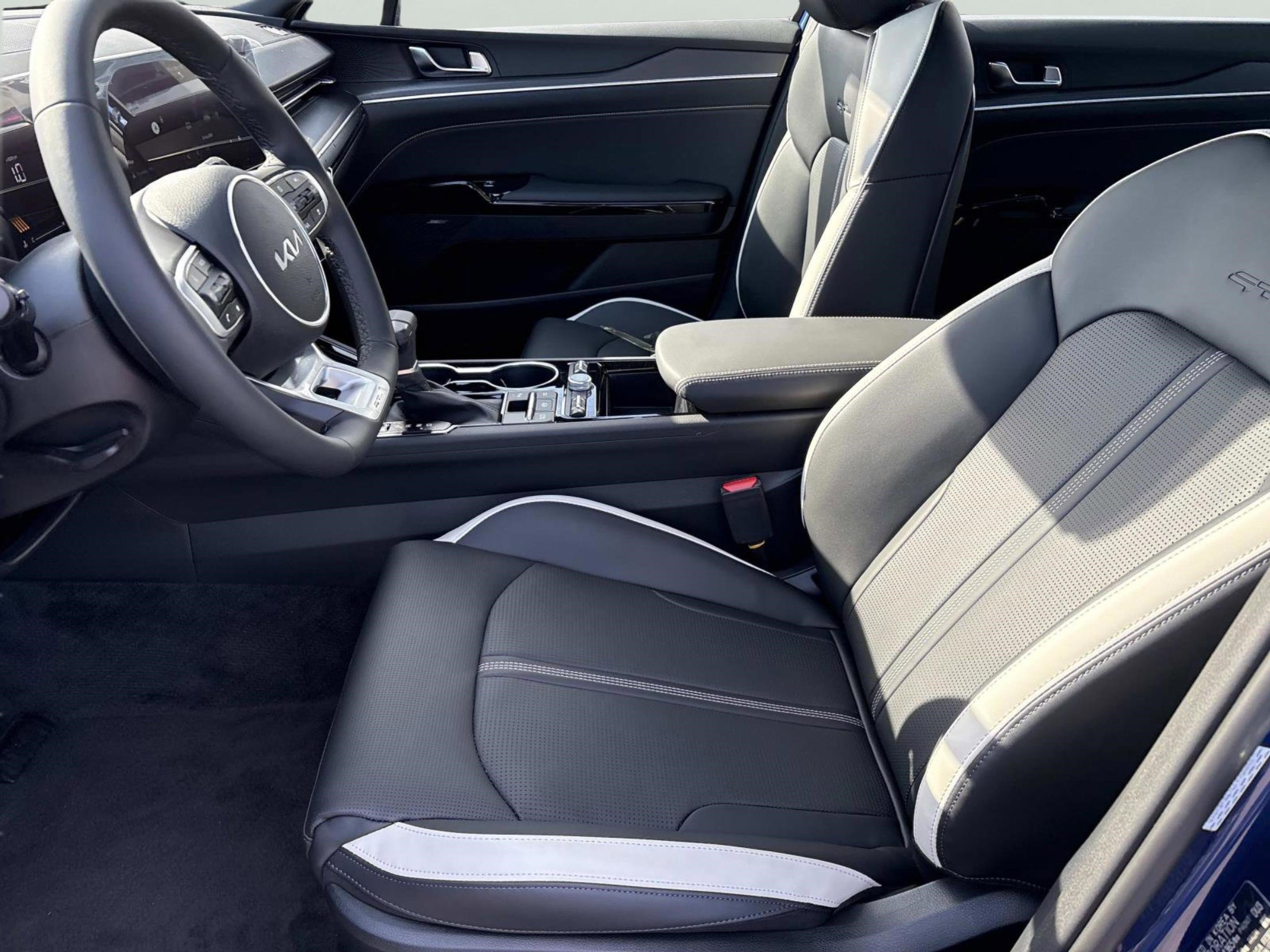 New 2026 Kia K5 GT-Line w/ GT-Line Premium Package FWD image 20