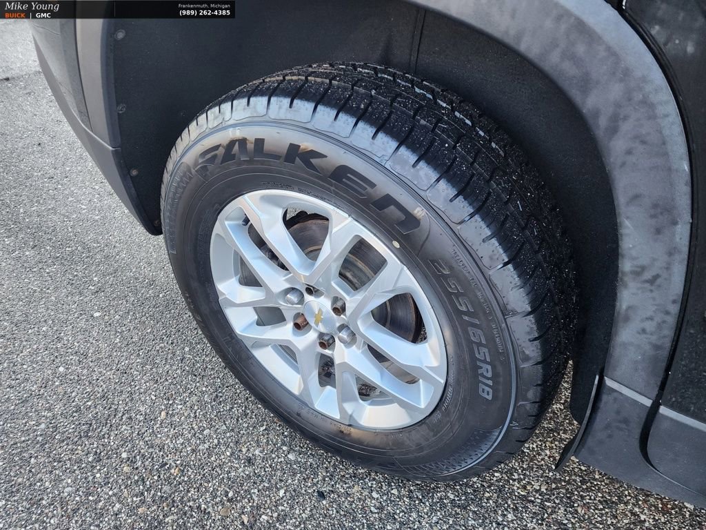 Used 2018 Chevrolet Traverse LT image 12