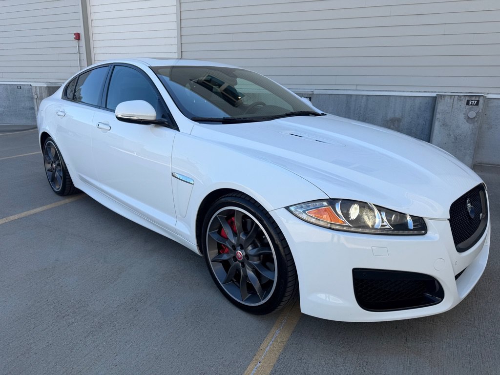 Used 2012 Jaguar XF R RWD image 1