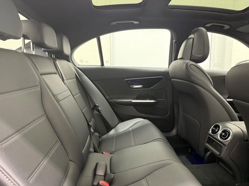 New 2026 Mercedes-Benz C 300 4MATIC Sedan image 5